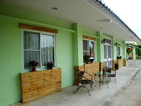 Pens Tree Bed and Breakfast