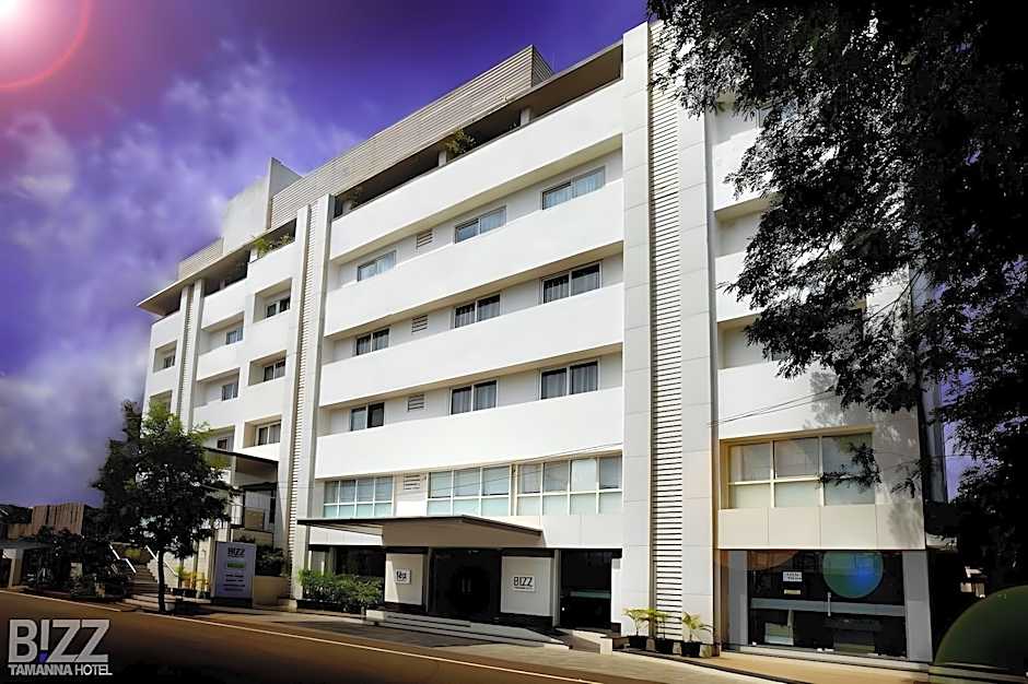Bizz Tamanna Hotel