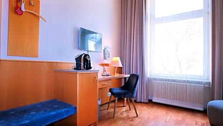 Komfort Room with French bed
