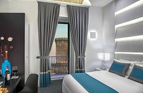 Superior Room with Spa Bath and Castle View 