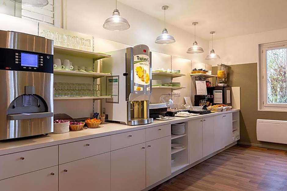 Sure Hotel by Best Western Plaisir