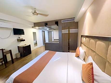 Hotel Park Residency