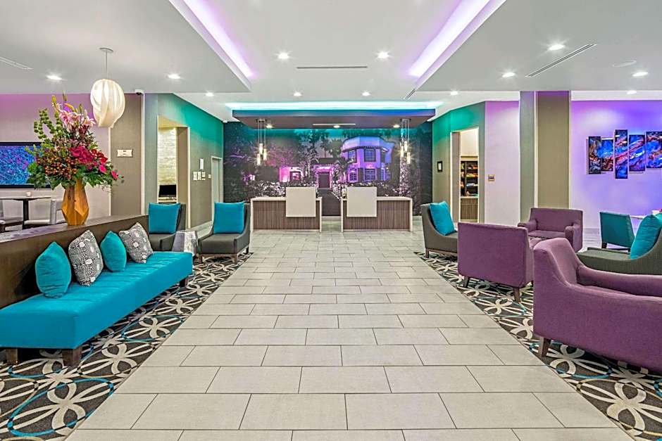 La Quinta Inn & Suites by Wyndham McAllen La Plaza Mall