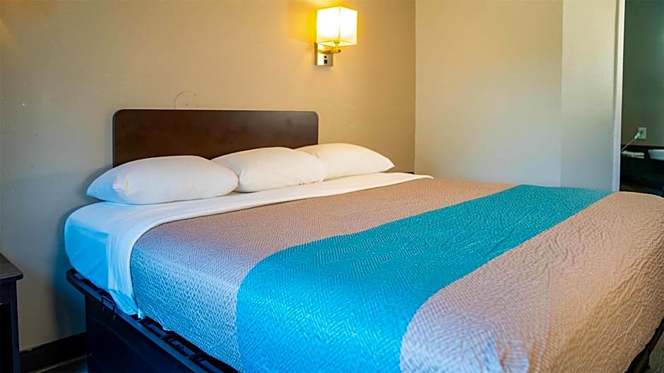 Motel 6-Caseyville, IL - Caseyville Il