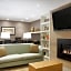 Country Inn & Suites by Radisson, Indianola, IA