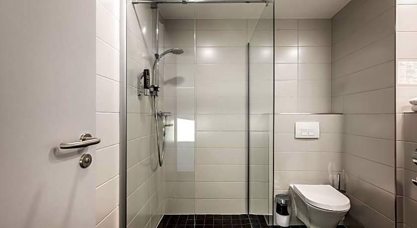 Serways Hotel Weisskirchen Nord