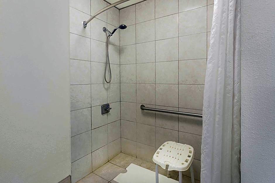 Baymont by Wyndham Rocky Mount I-95