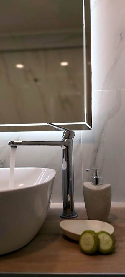 Wide Blue Luxury Boutique Suites