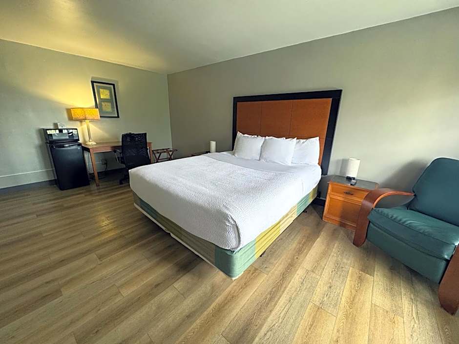 La Quinta Inn & Suites by Wyndham Tampa Bay Airport