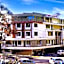 The Hoften Blue Magnets, Dalhousie