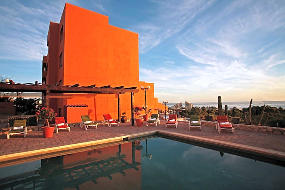 Sunrock Hotel & Suites