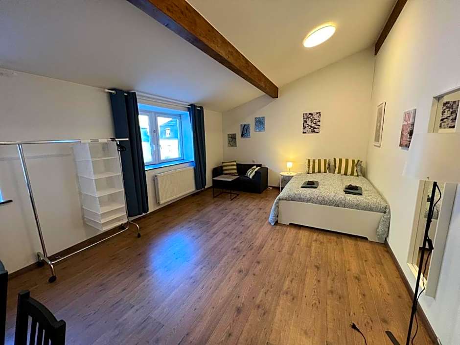 city-pillow rooms
