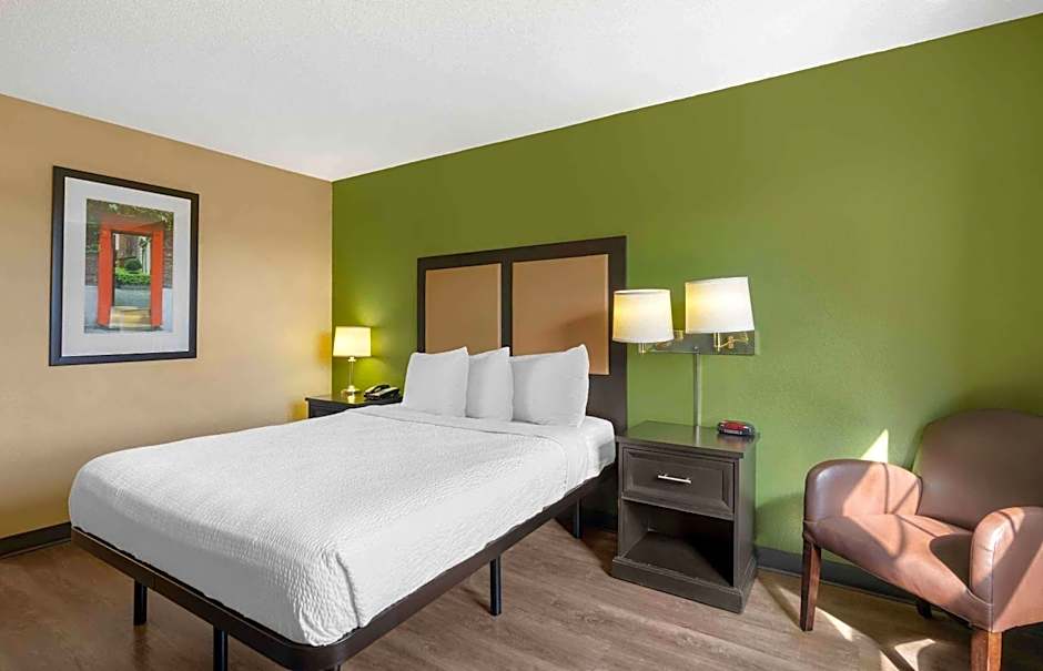 Extended Stay America Suites - St. Petersburg - Clearwater - Executive Dr.