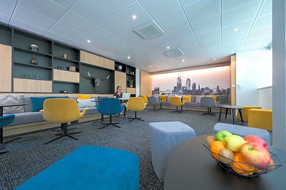 Néméa Appart Hotel Résidence So Cloud