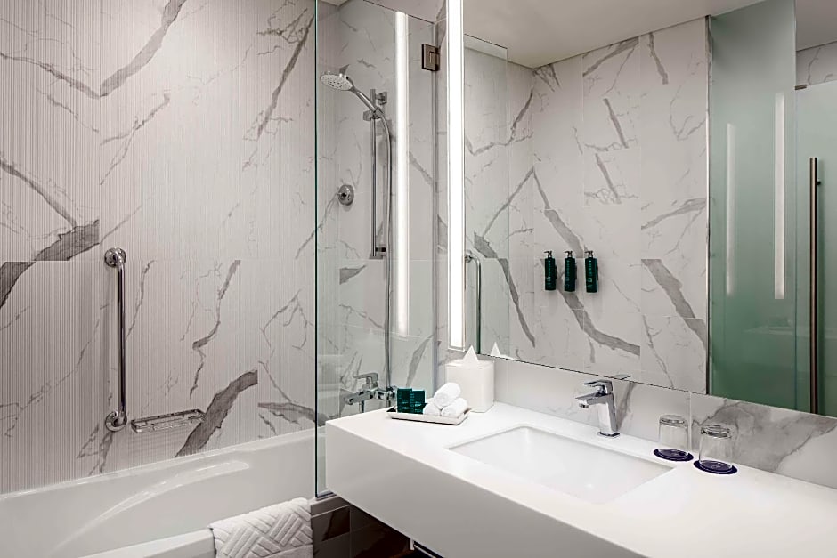 DoubleTree by Hilton Fujairah City