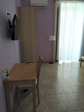 Triple Room with Private External Bathroom