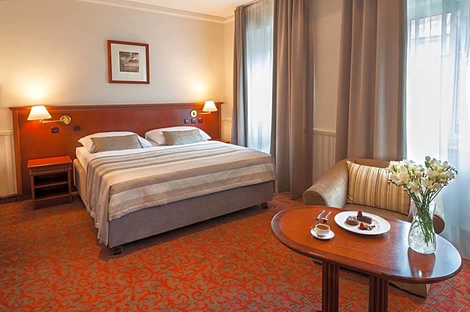 Adria Hotel Prague