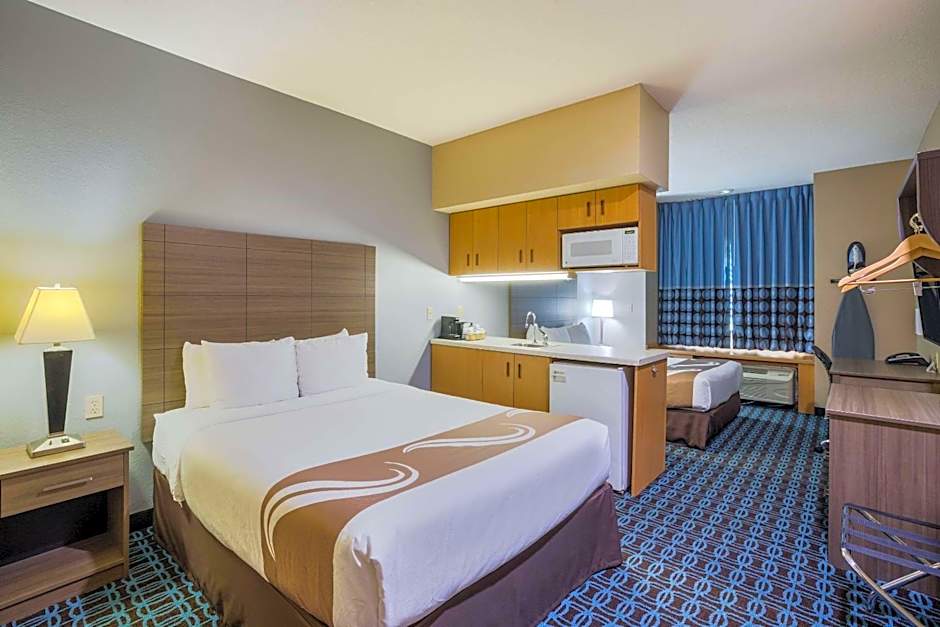 Sonesta Essential Hotel Blue Springs