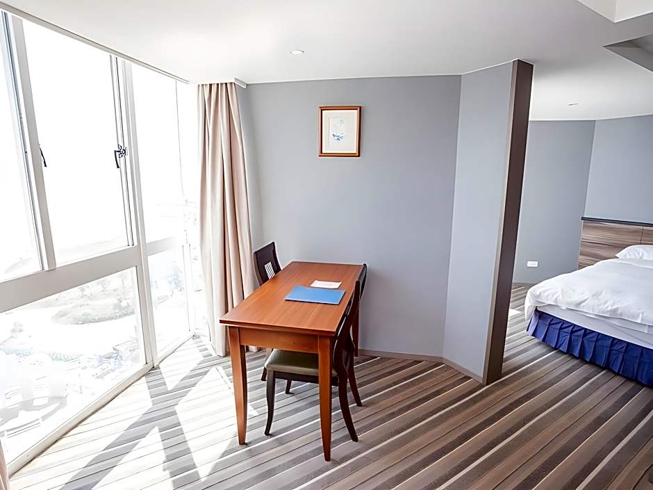 Pacific Hot Spring Hotel Green Bay