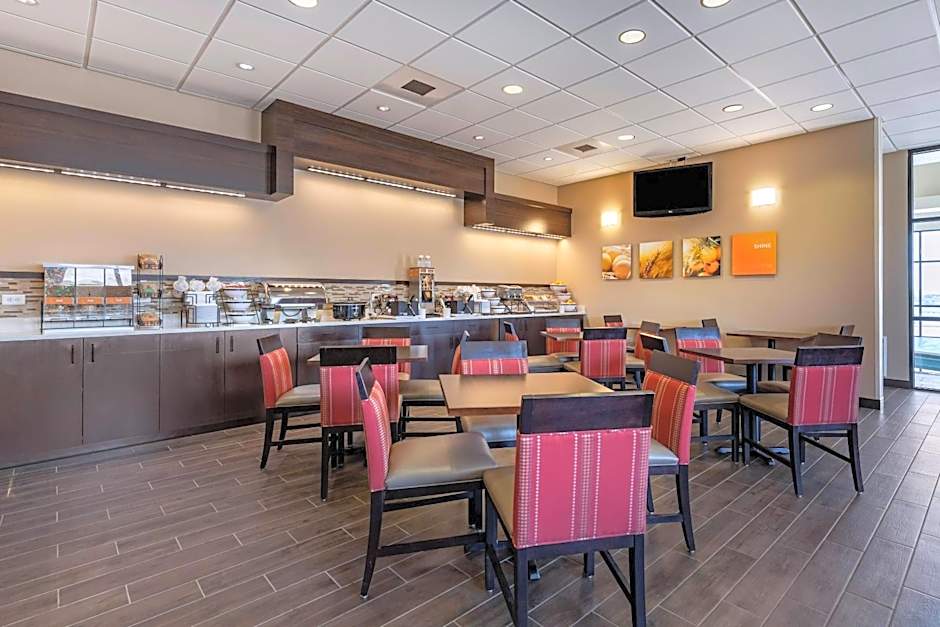 Comfort Inn & Suites Gateway to Glacier National Park