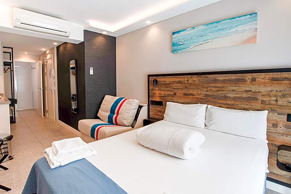 Posidonia Aparthotel