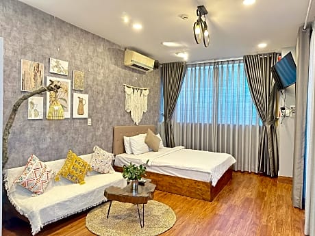 Queen Room with Terrace