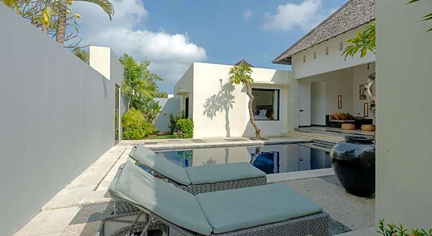 The Seminyak Suites Private Villas 