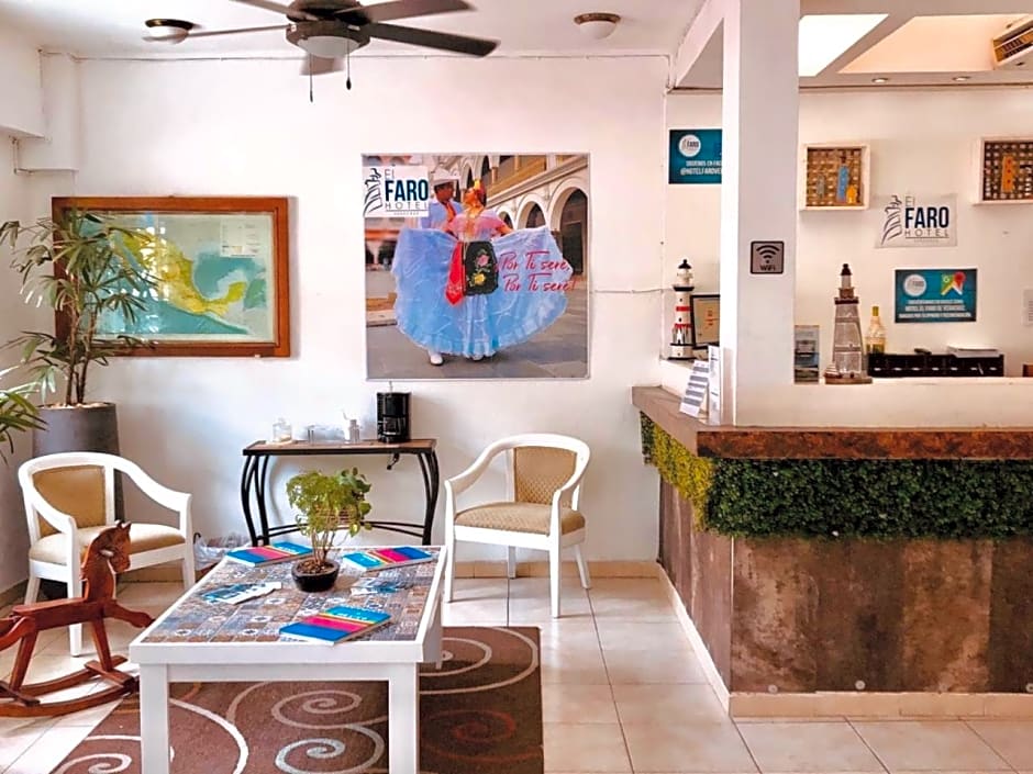 Hotel El Faro Malecon