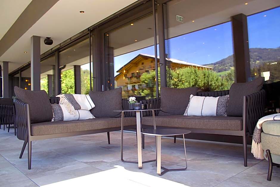 THE MATTHEW - Copper Lodge