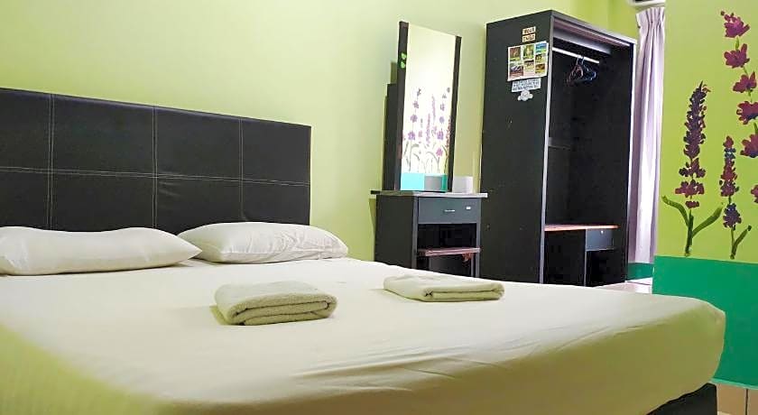 Borneo Gaya Lodge