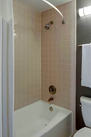 Two Queen Beds Non Smoking