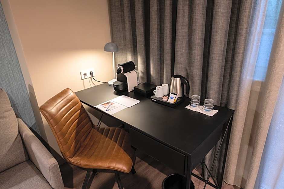 Atenea Rekord Suites