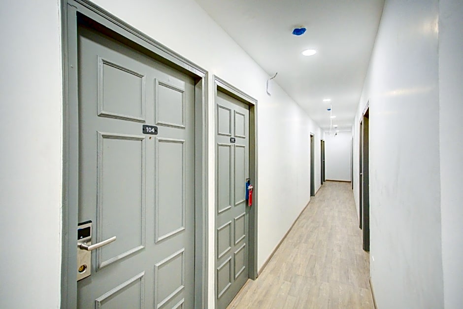 Super Townhouse Townhouse Atal Chowk Indirapuram Ghaziabad