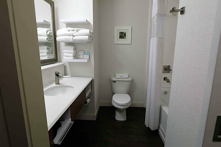 Hampton Inn By Hilton Dyersburg