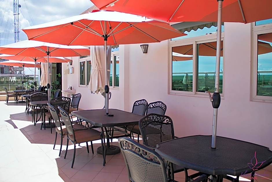 Island Paradise Inn