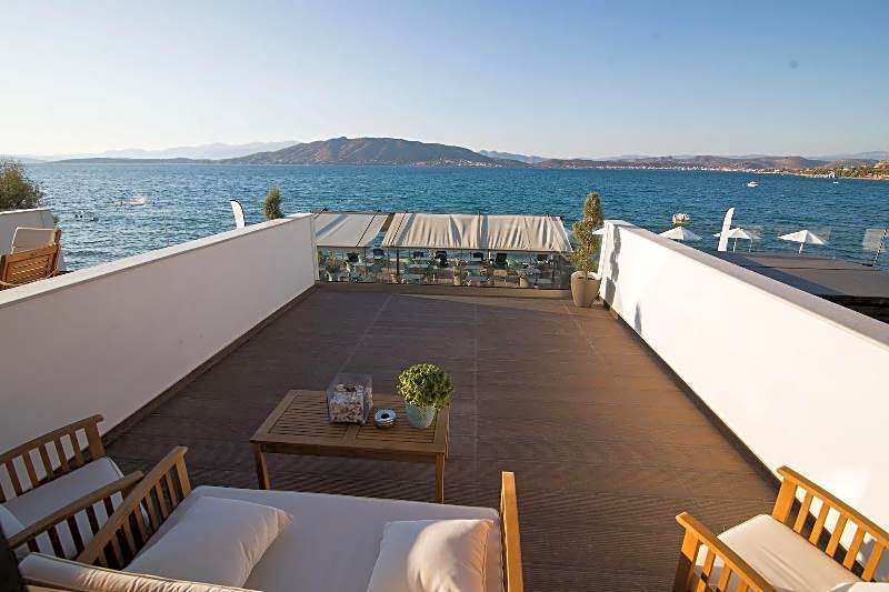 Aianteion Bay Luxury Hotel & Suites