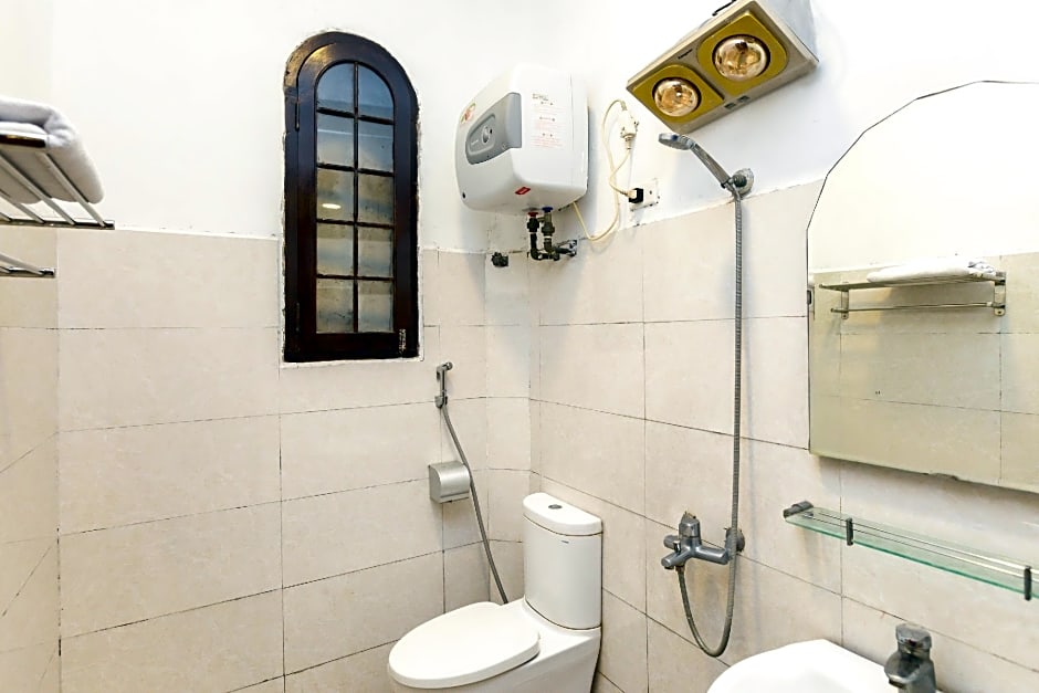 Chikoo Homestay (spot-on)