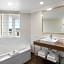Crowne Plaza Terrigal By IHG