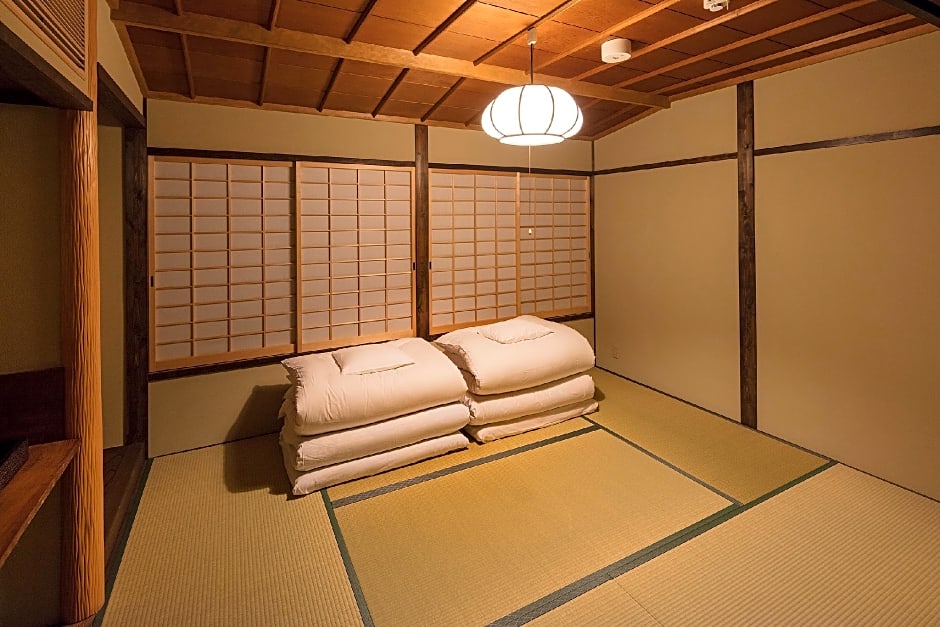 Garaku-an