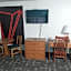 Howard Johnson by Wyndham Roseburg