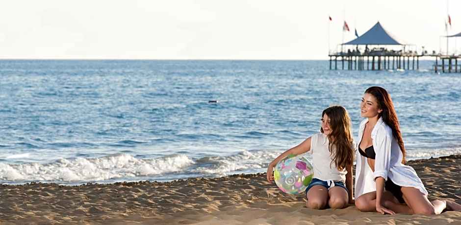 Novum Garden Side Hotel