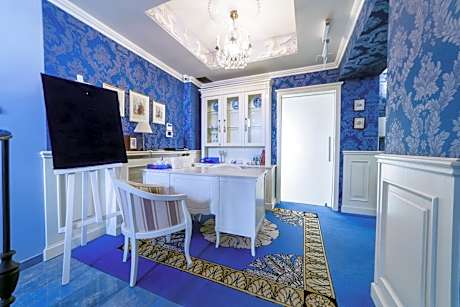 Ambasadorski Residence