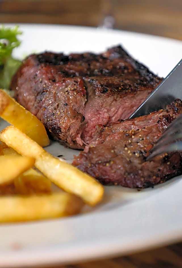 The Porterhouse grill & rooms