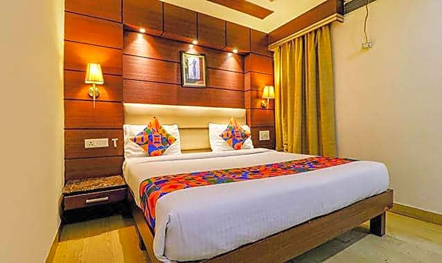 FabHotel Admire Suites