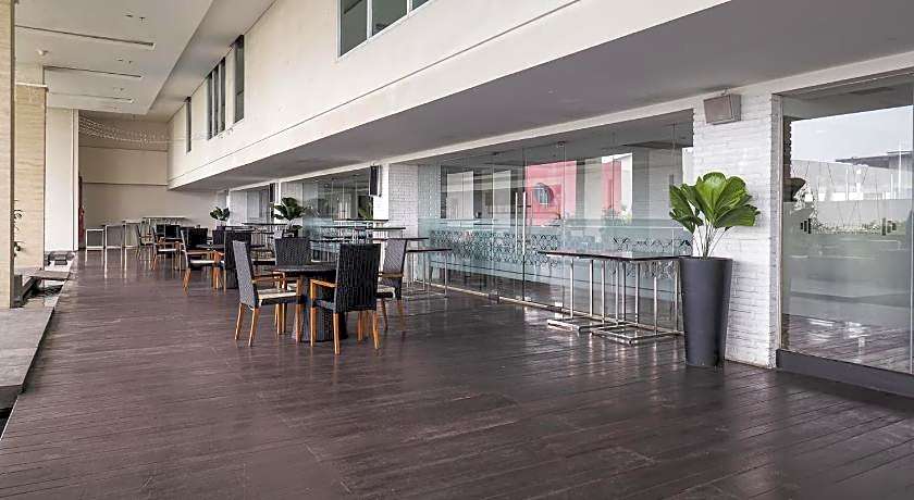 Grand Mercure Solo Baru