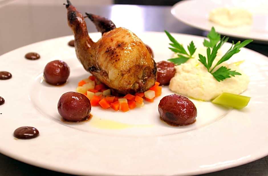 Hôtel De France - Restaurant L'insolite