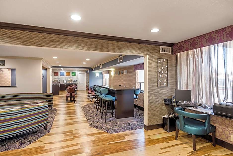 Comfort Inn Tulsa Midtown