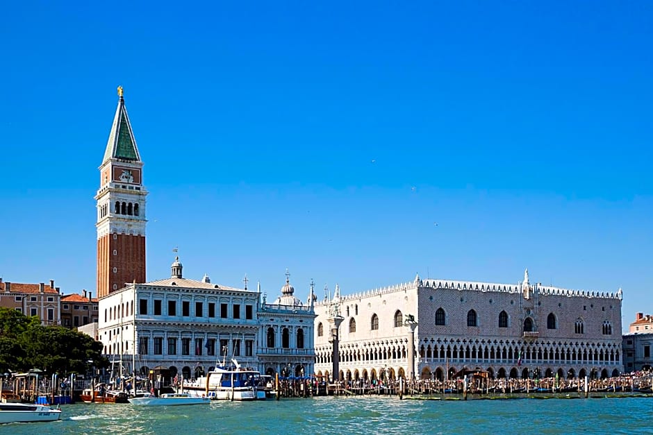 Hotel Mezzo Pozzo
