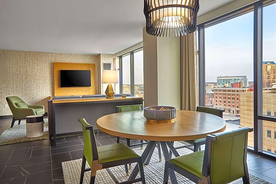 Hilton Des Moines Downtown