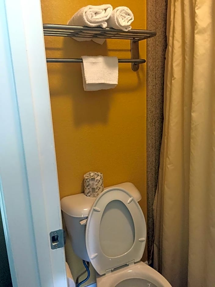 Budget Inn Sanford International Airport